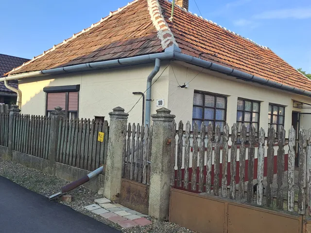Eladó ház Mátészalka, Ráckert lakótelep 50 nm