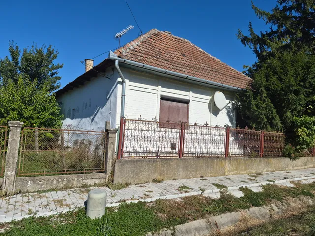 Eladó ház Tyukod 100 nm