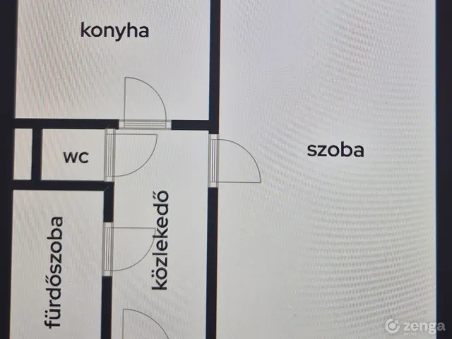 Eladó lakás Szolnok, Belváros 37 nm