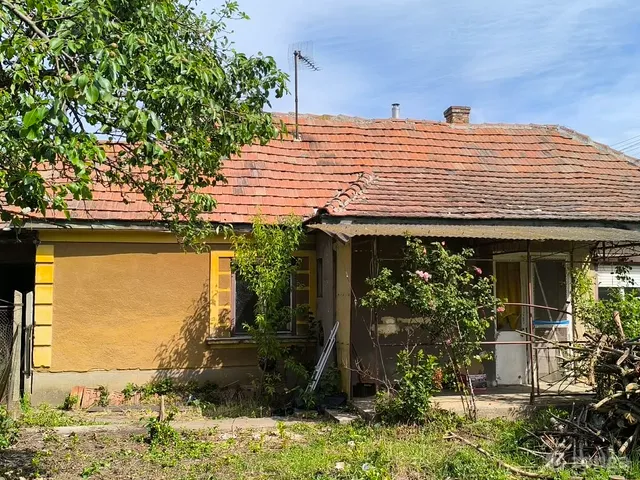 Eladó ház Iváncsa 64 nm