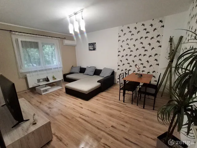 Eladó lakás Békéscsaba, Belváros 54 nm