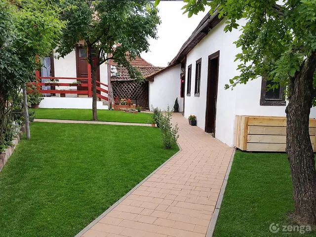 Eladó ház Gyöngyös, Belváros 232 nm