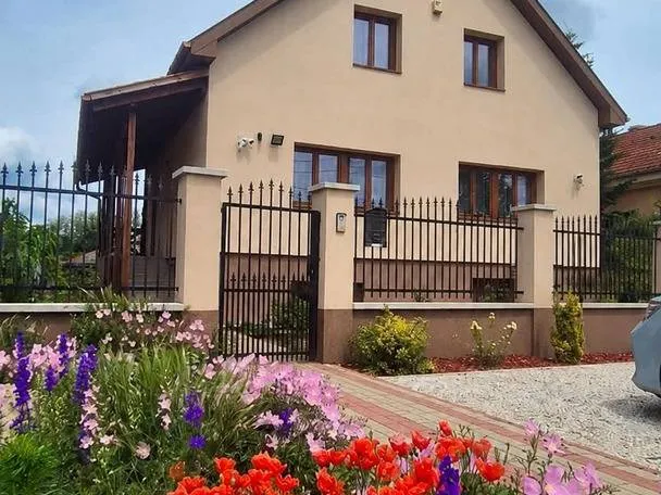 Eladó ház Debrecen, Júliatelep 188 nm