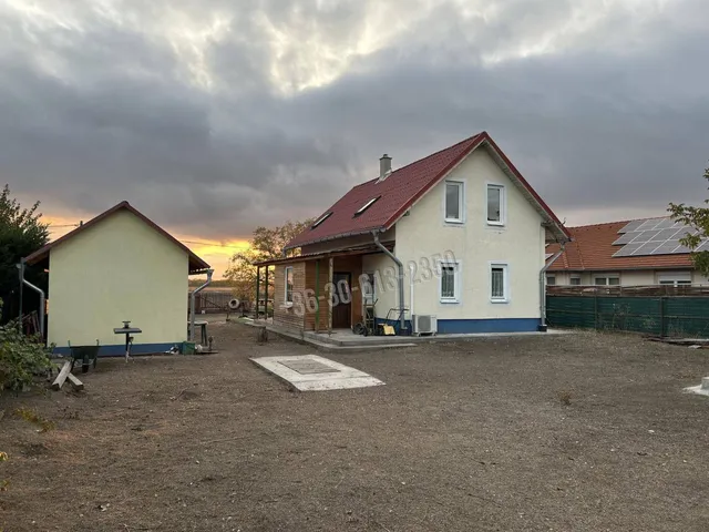 Eladó ház Délegyháza 108 nm