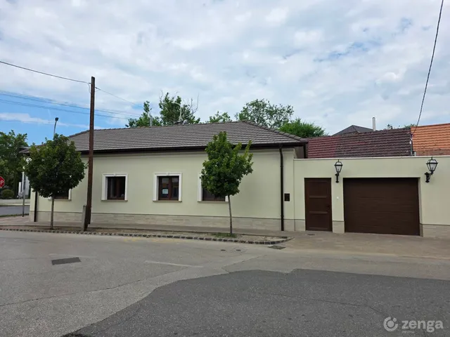 Kiadó ház Kecskemét, Belváros 60 nm