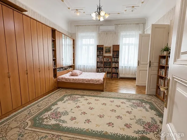 Eladó lakás Szeged, Belváros 160 nm