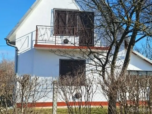 Eladó ház Szeged, Baktói kiskertek 37 nm
