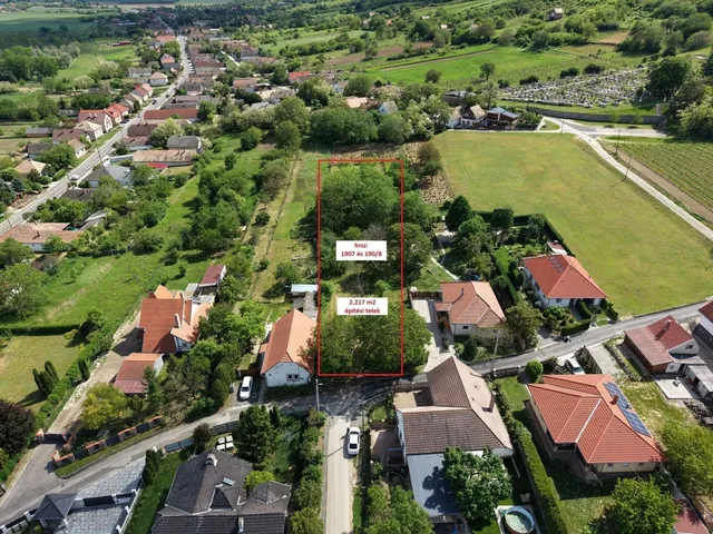Eladó telek Várdomb, Józan dűlő 2217 nm
