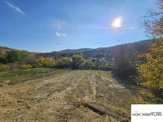 Eladó telek Szekszárd, Bethlen Gábor utca 1370 nm