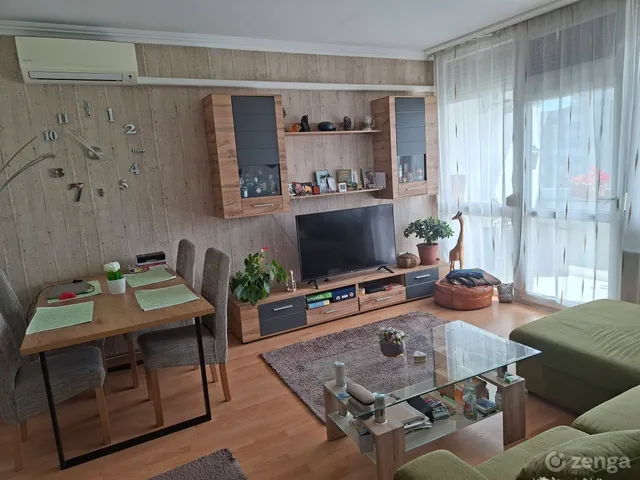Eladó lakás Gödöllő, Központ 64 nm