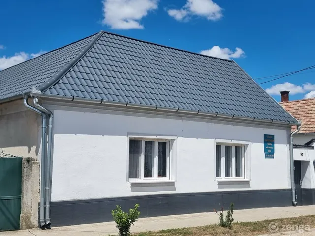 Eladó ház Rábaszentandrás 82 nm
