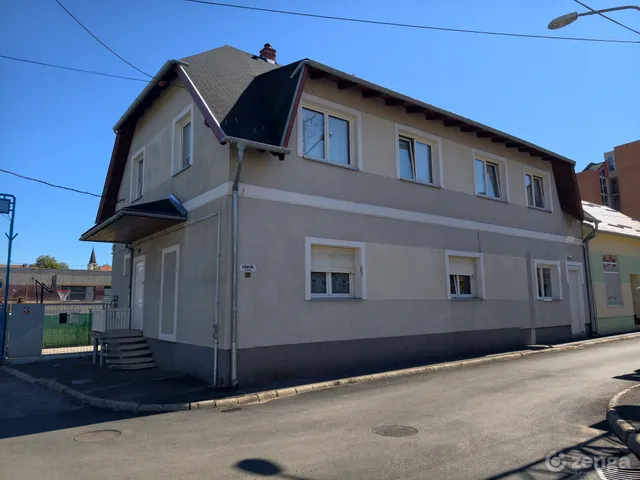 Kiadó kereskedelmi és ipari ingatlan Zalaegerszeg, Belváros 40 nm