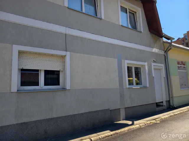 Kiadó kereskedelmi és ipari ingatlan Zalaegerszeg, Belváros, Könyök utca 7. 40 nm