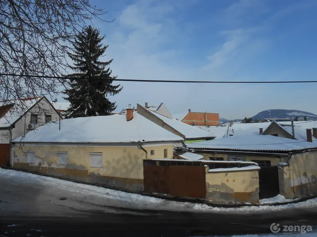 Eladó ház Eger, Károlyváros 80 nm