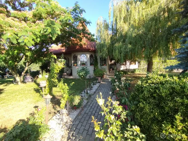 Eladó ház Nyúl 165 nm