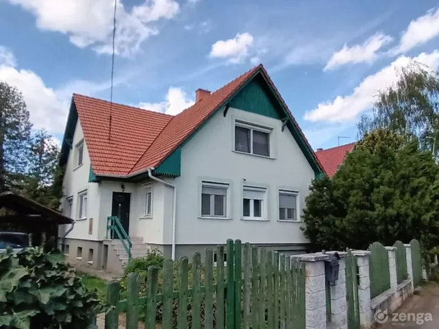 Eladó ház Szolnok, Szandaszőlős 160 nm