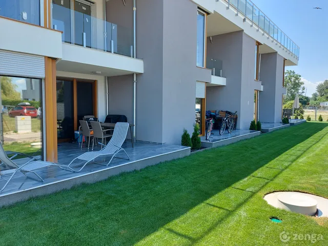 Kiadó nyaraló Balatonboglár, Jankovichtelep, Szabadság liget 16 88 nm
