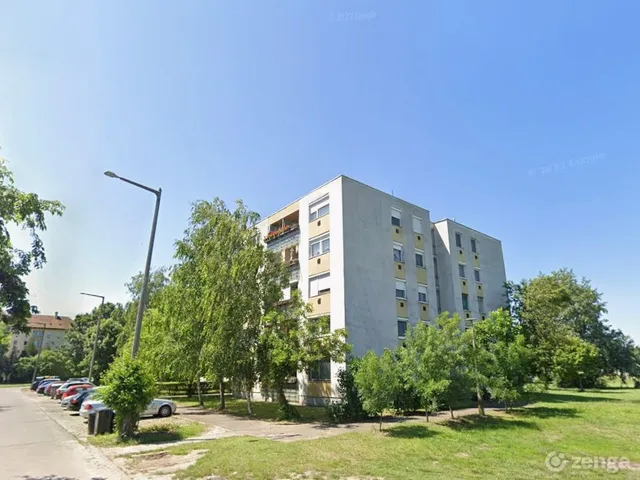 Eladó lakás Kiskunfélegyháza, Petőfi-lakótelep 54 nm
