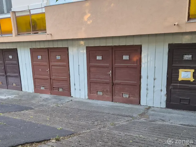 Eladó garázs Debrecen, Újkert 13 nm