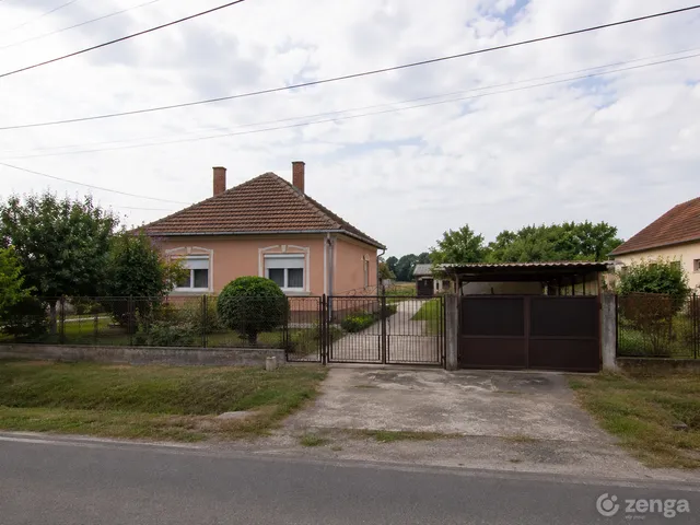 Eladó ház Jászfelsőszentgyörgy 86 nm