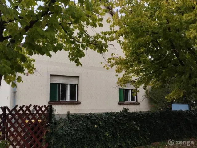 Eladó ház Császártöltés 100 nm