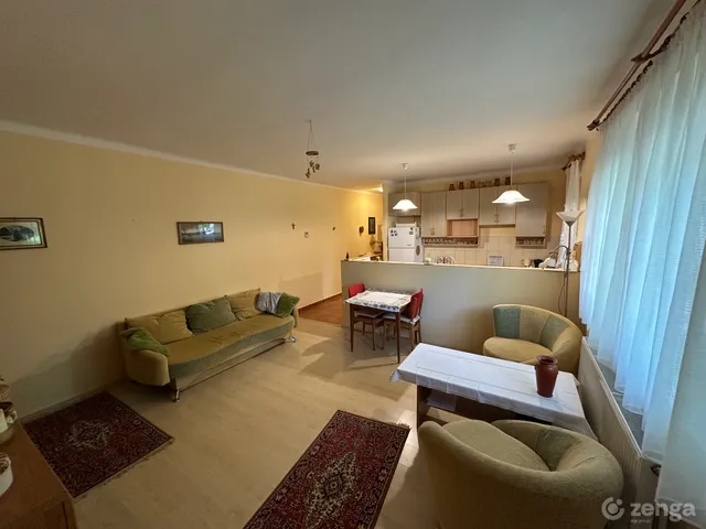 Eladó lakás Pécs, Bánom 52 nm