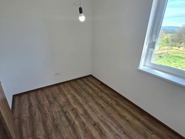 Kiadó lakás Vác, Törökhegy 42 nm