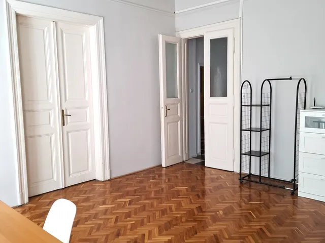 Eladó lakás Budapest VI. kerület, Nagykörúton kívüli terület, Aradi utca 65 nm