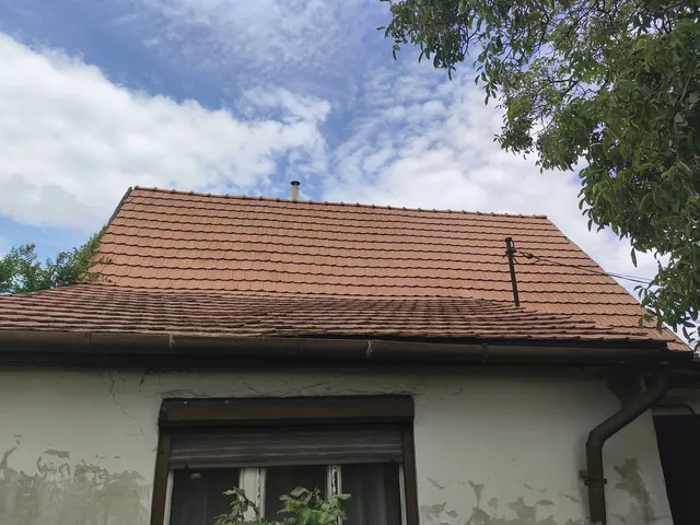 Eladó ház Szárliget 51 nm
