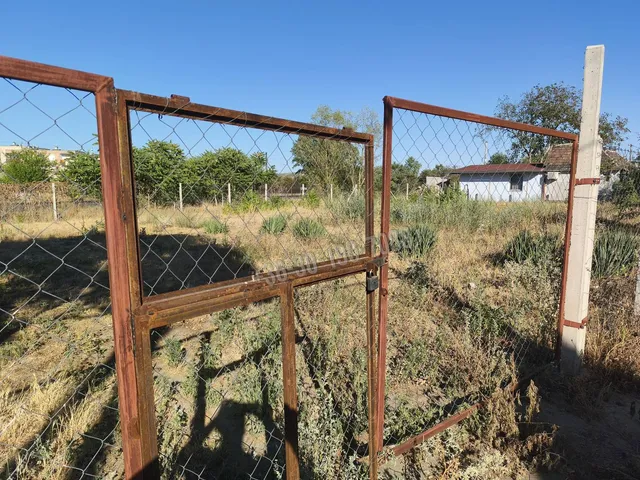 Eladó telek Tatabánya, Bánhida, Szelim utca 700 nm