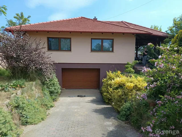 Eladó ház Környe 120 nm
