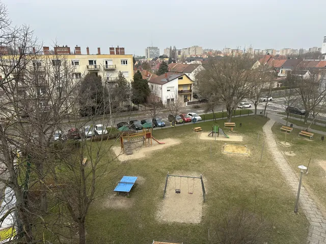 Eladó lakás Győr 68 nm