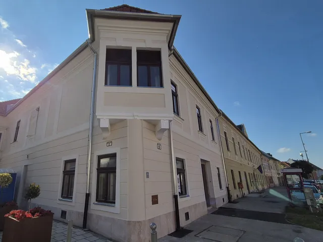 Eladó lakás Győr, Sziget 110 nm