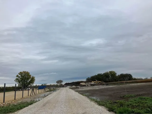 Kiadó telek Vámosszabadi 5000 nm