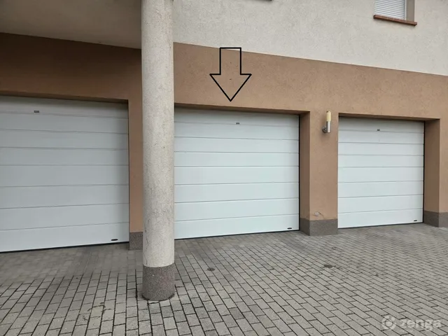 Eladó garázs Kiskőrös 19 nm