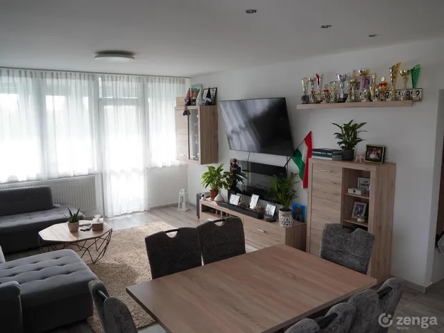 Eladó lakás Sopron, Jereván-lakótelep, IV. László Király utca 65. 66 nm