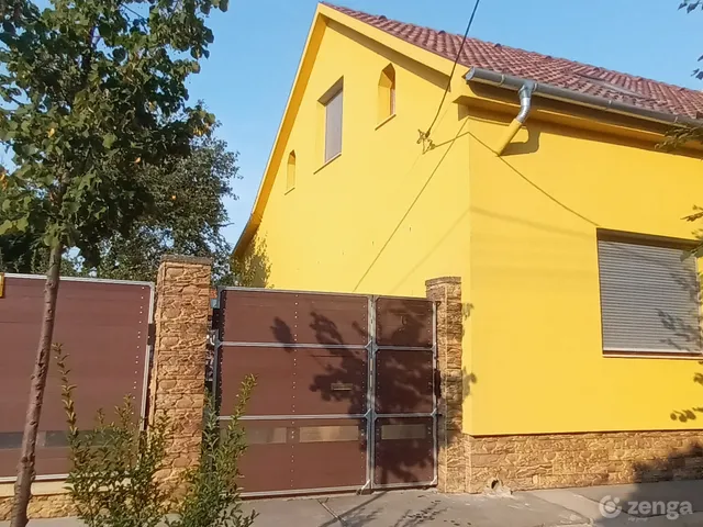 Eladó ház Budapest IV. kerület, Megyer 246 nm