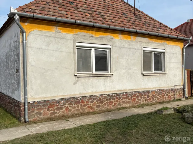 Eladó ház Szany 73 nm