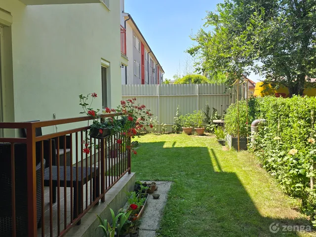 Eladó lakás Debrecen, Hatvan utcai kert, Vág 44 nm