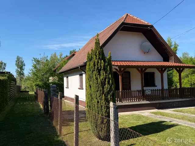 Eladó ház Balatonfenyves 73 nm