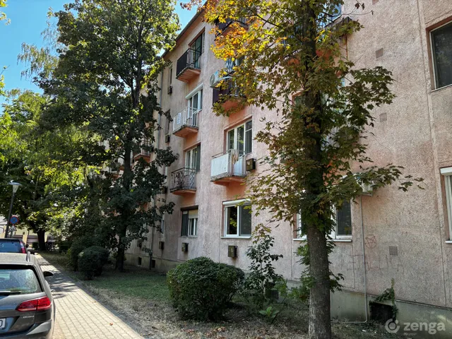 Kiadó lakás Békéscsaba, Penza-lakótelep 54 nm