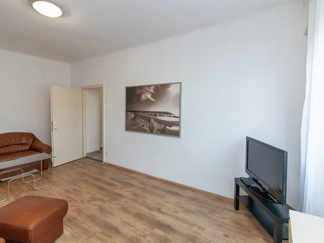 Kiadó lakás Budapest IX. kerület, József Attila lakótelep 40 nm