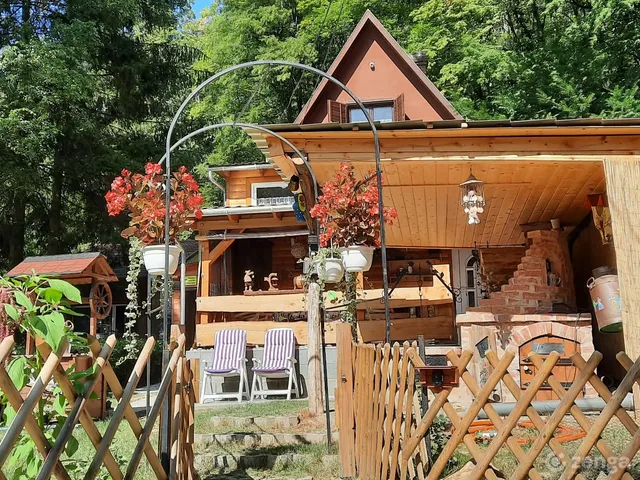 Eladó ház Mecseknádasd 106 nm