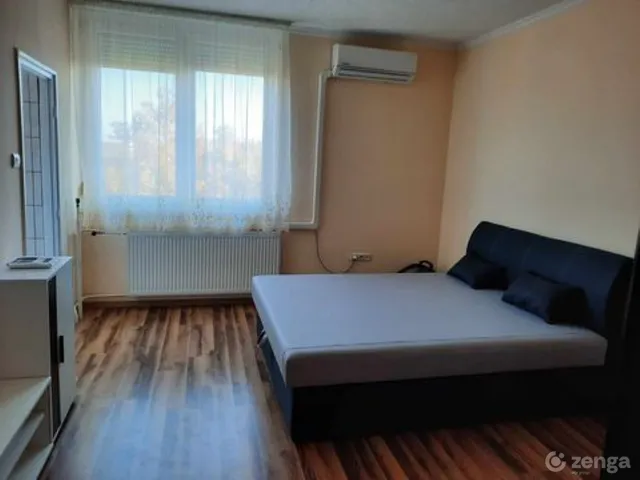 Eladó lakás Tiszaújváros 28 nm