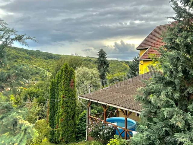 Eladó ház Noszvaj 361 nm