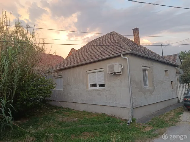 Eladó ház Bicske 140 nm