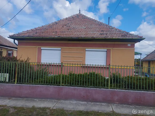 Eladó ház Csévharaszt 82 nm