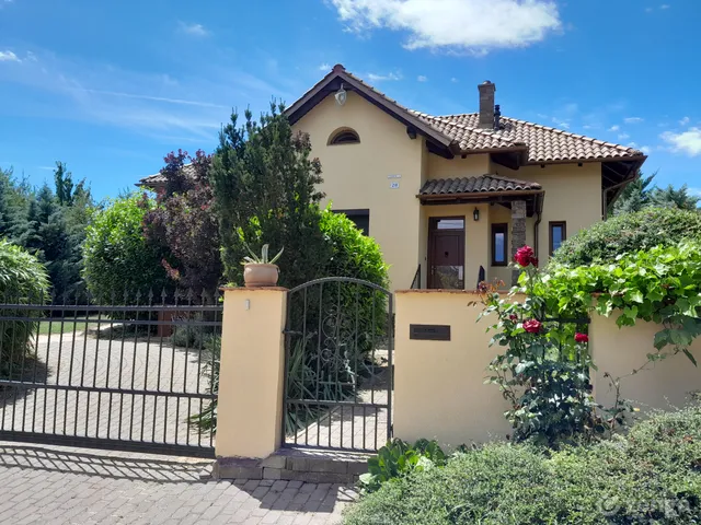 Eladó ház Velence 165 nm
