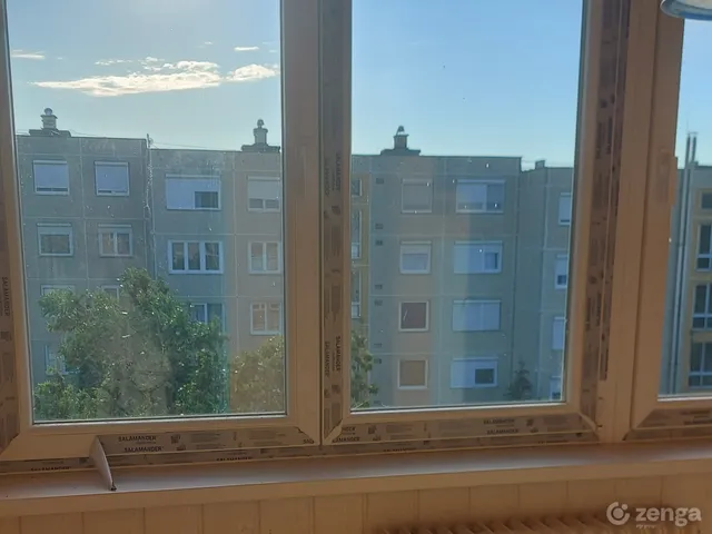 Eladó lakás Lábatlan, Piszkei ltp. 58 nm
