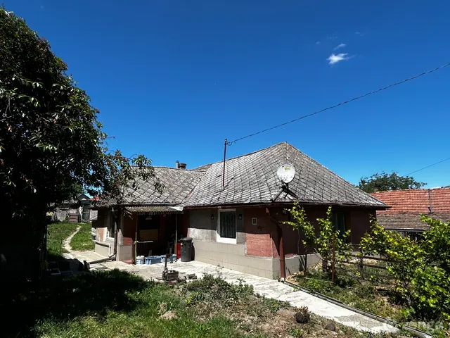 Eladó ház Baracska 75 nm